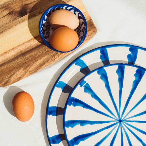 Dinner plate with candy cane stripes - Liza Pruitt